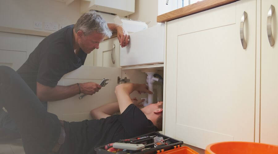 Professional burst pipe repair services in Cave City, AR